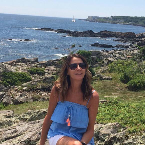 Meet your Posher, Laurie - Picture 2 of 2